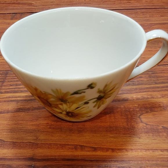 Tea Cup - Picture 2 of 4